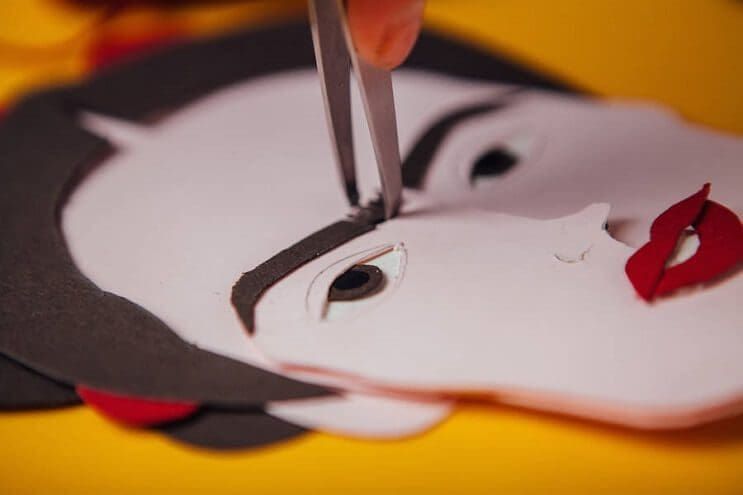 Conocidos personajes recreados en papel para el Festival de Cannes 2016