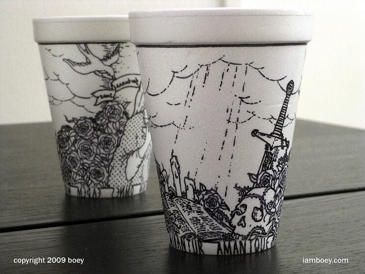 El arte de despertar y dibujar en tazas de café