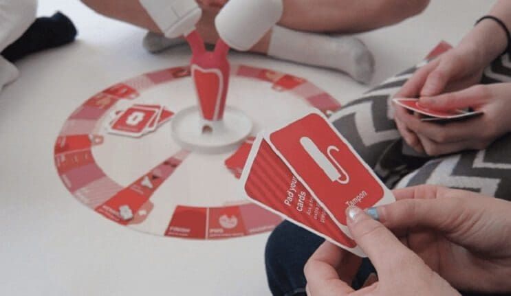 Este "Monopolio del período" enseña a las niñas sobre la menstruación