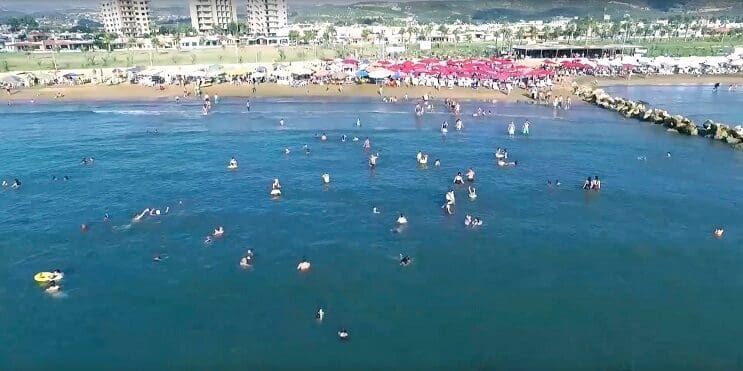 Si estás pensando en vacacionar, Siria te quiere tentar con esta controversial campaña