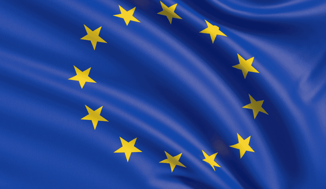 La Unión Europea tendrá ley para frenar a Facebook y Google
