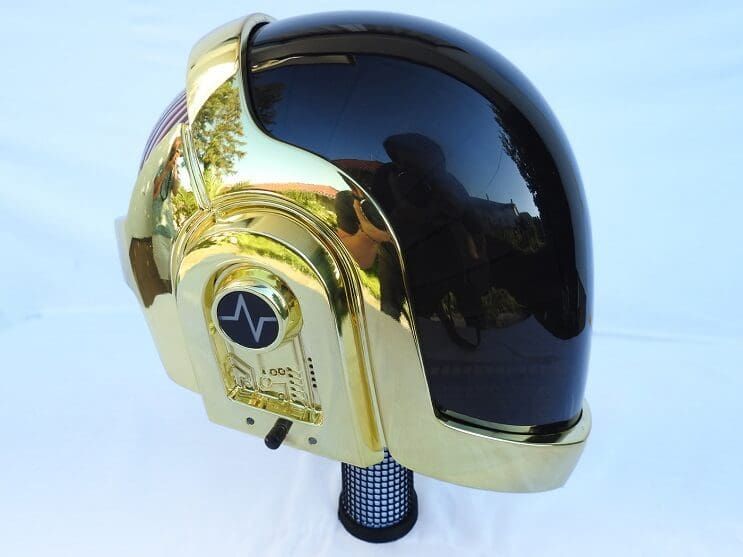 Unos españoles han creado el casco de Daft Punk más alucinante que hay