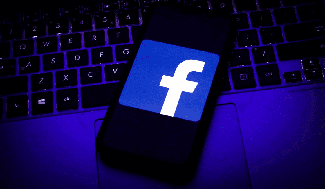 Nueva ley podría obligar a Facebook a cambiar el feed de noticias